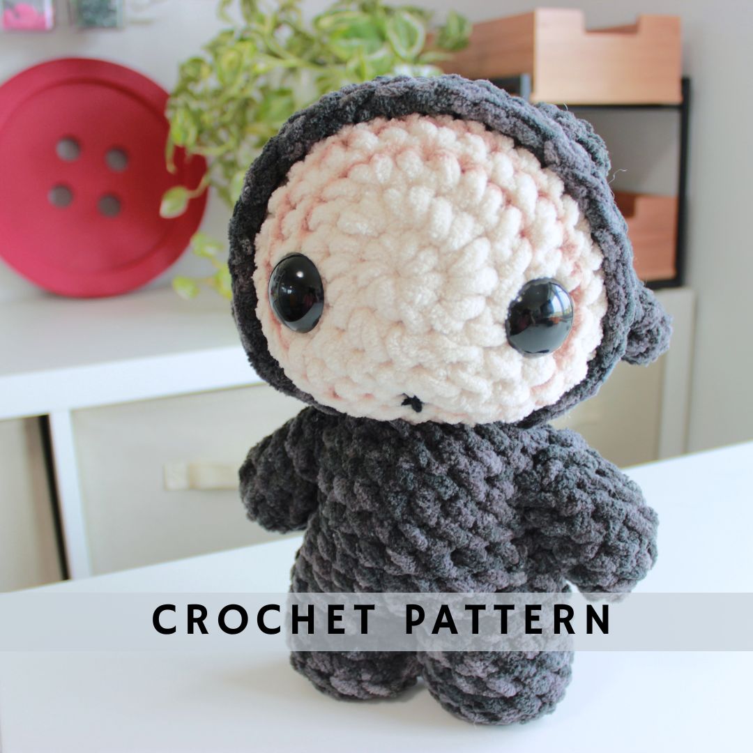 Ggeomeoksali  꺼먹살이 Crochet Pattern